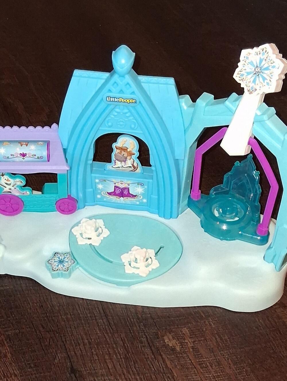 Little People Frozen-Themed Ice Castle Playset - Blue